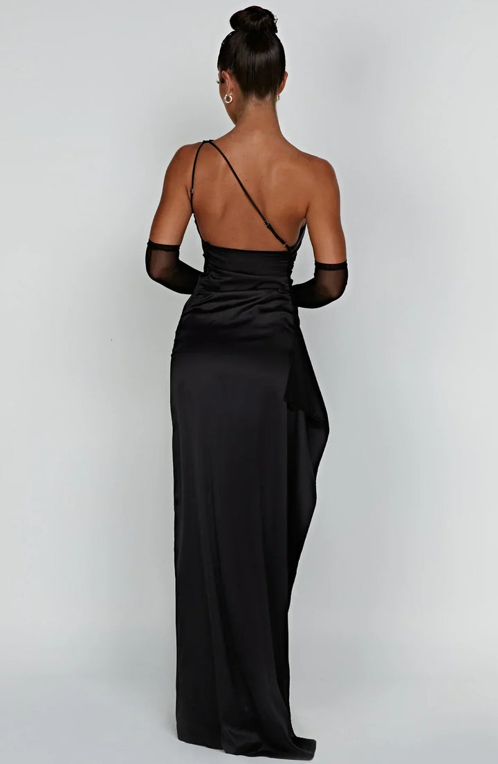 Echoarchiv | Elegantes Ein-Schulter-Kleid mit Schlitz