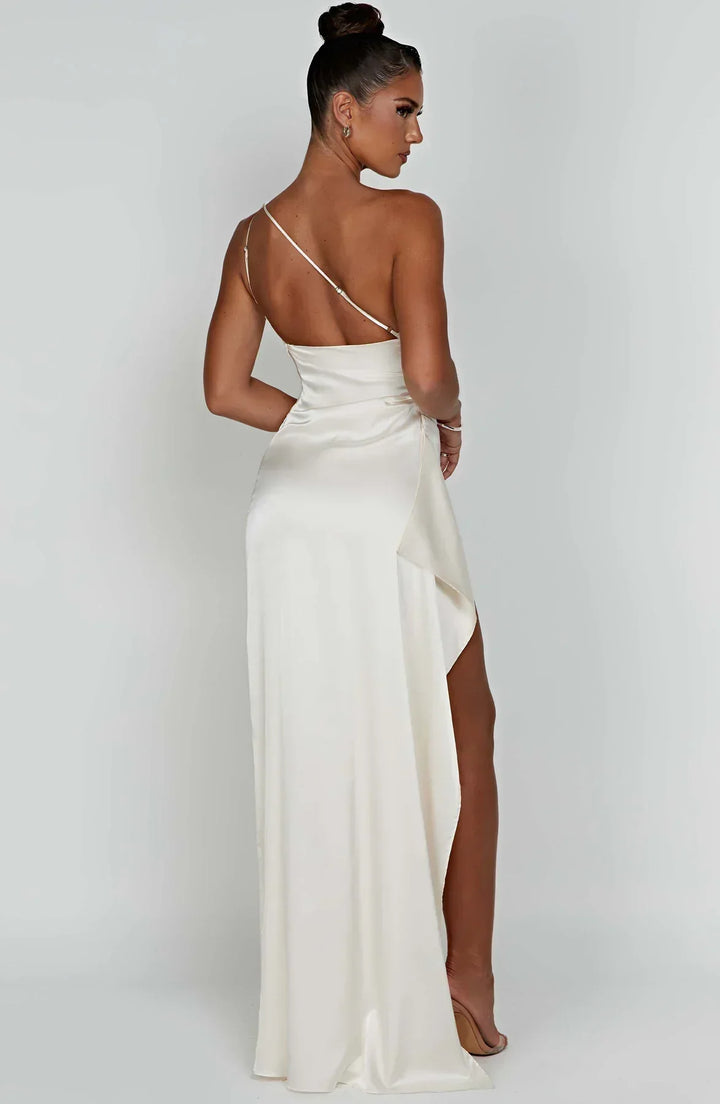 Echoarchiv | Elegantes Ein-Schulter-Kleid mit Schlitz