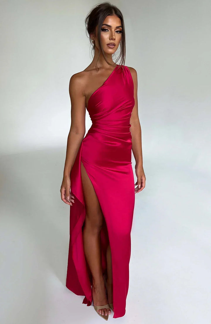Echoarchiv | Elegantes Ein-Schulter-Kleid mit Schlitz