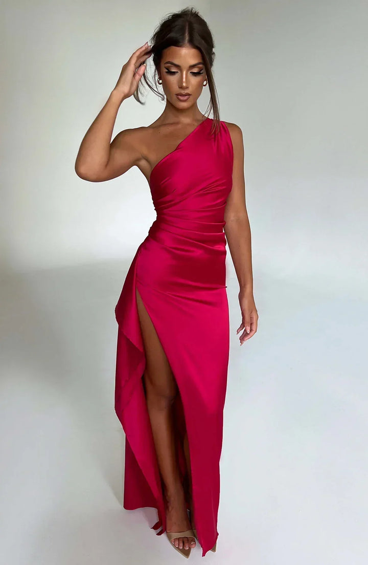 Echoarchiv | Elegantes Ein-Schulter-Kleid mit Schlitz