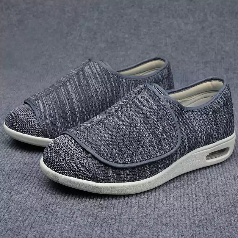 Echoarchiv | Orthopädische Klettverschluss-Schuhe