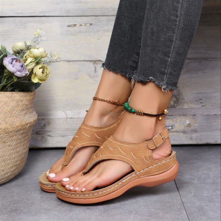 Echoarchiv | Orthopädische Soman-Strandflip-Flops für Komfort