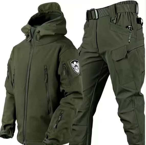 Echoarchiv Herren Outdoor-Set mit Kapuzenjacke und Cargohose