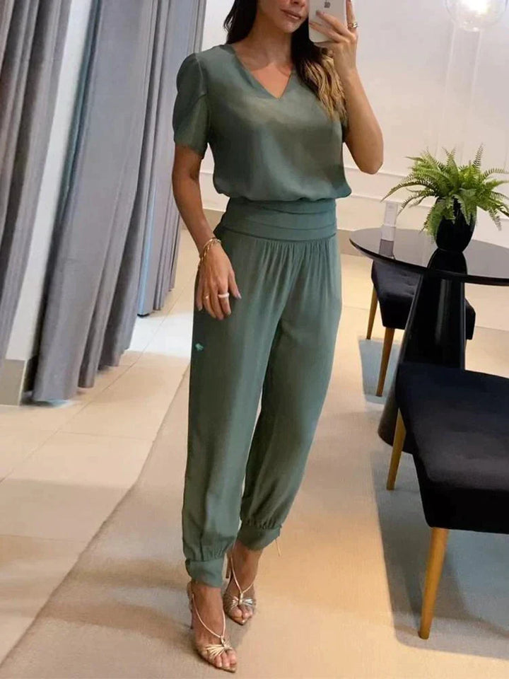 Echoarchiv | Lässiges Und Elegantes Damenoutfit