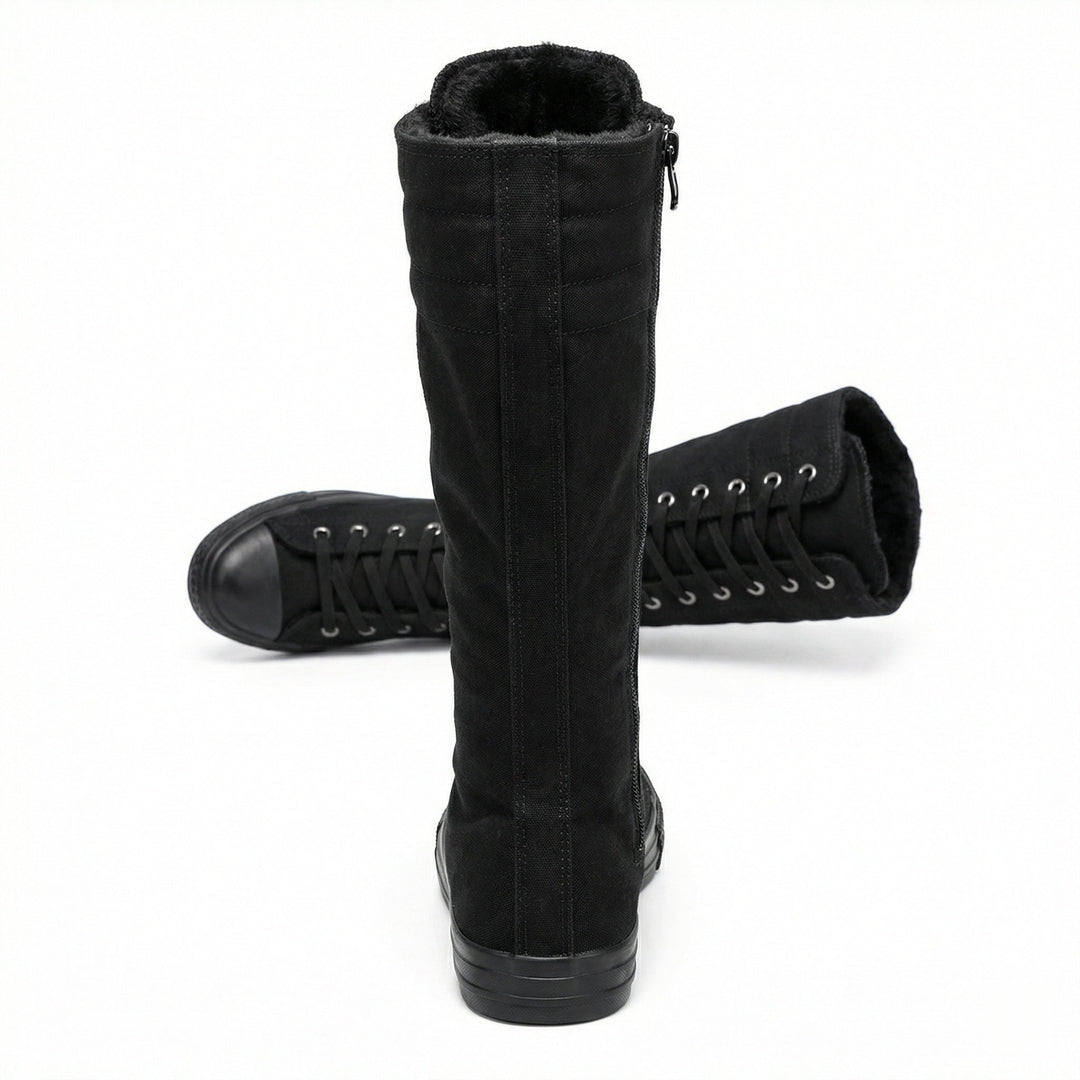 Echoarchiv - Schnürstiefel mit Quasten
