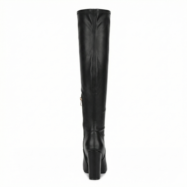 Echoarchiv | Flache Overknee-Stiefel aus für den Winter
