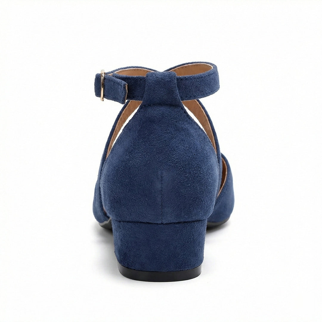 Echoarchiv | Modische Flache Sandalen mit Spitzer Spitze
