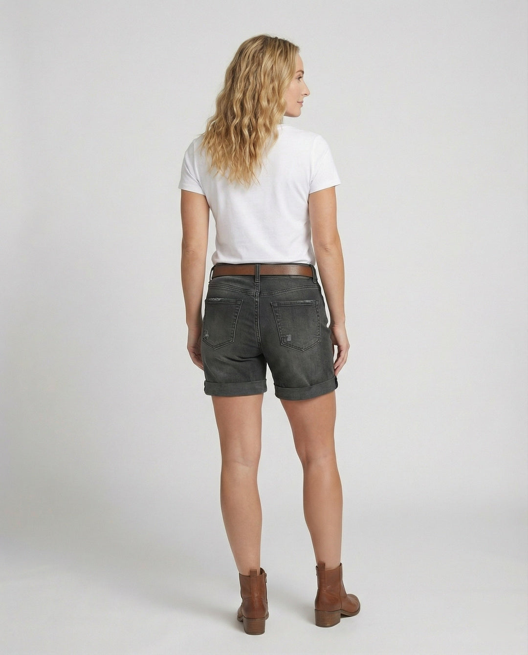Echoarchiv | Damen Ripped Denim Shorts