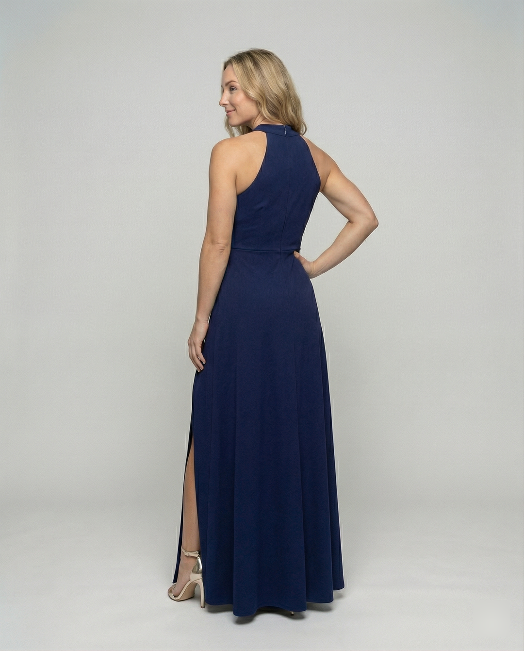 Damen Elegantes Maxikleid mit Seitenschlitzen und hochgeschlossenem Ausschnitt Echoarchiv