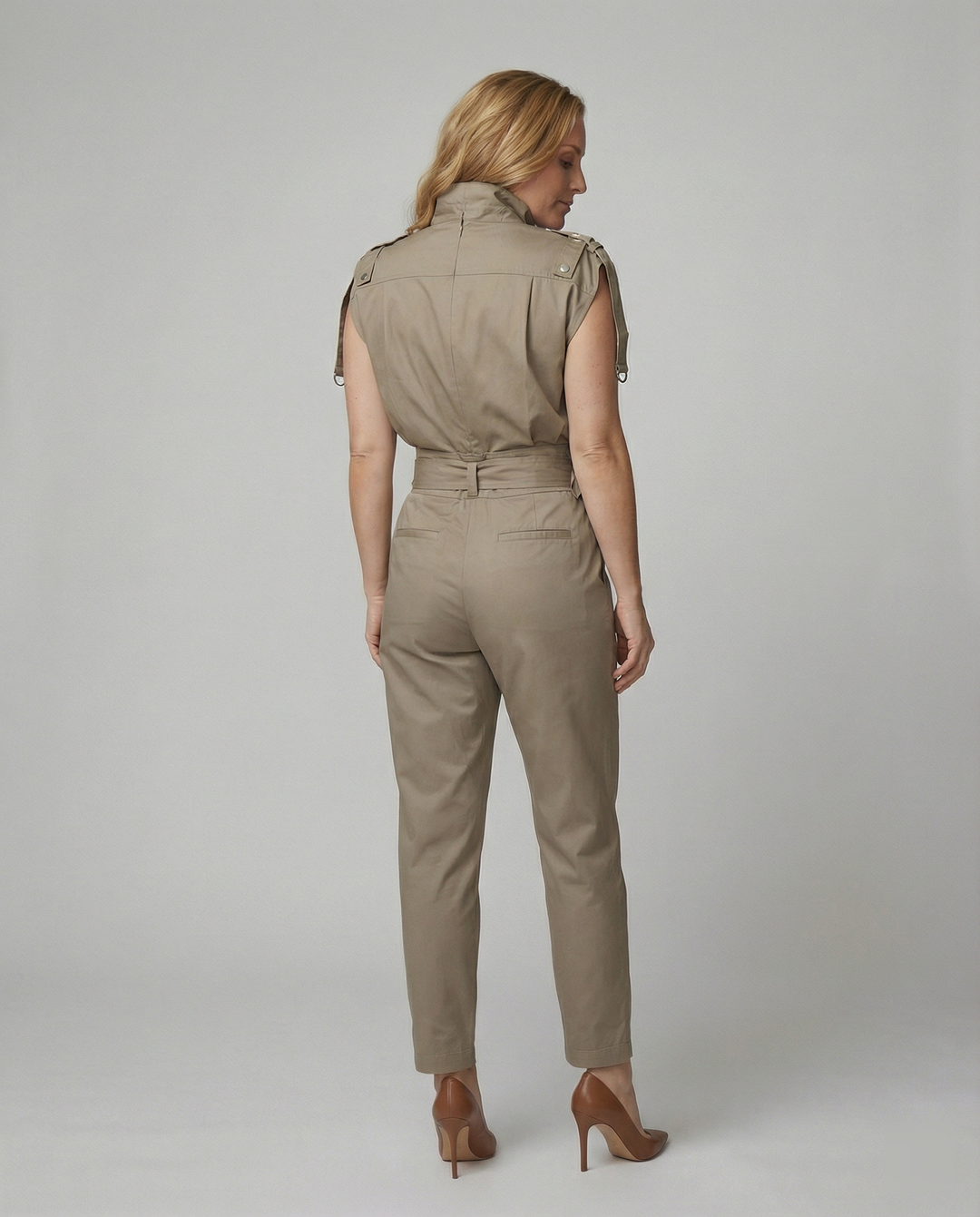 Echoarchiv | Damen Stylischer Moderner Jumpsuit Ärmellos