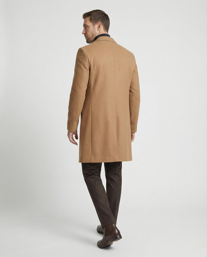 Herren eleganter Wollmantel mit klassischem Revers und praktischen Taschen Echoarchiv