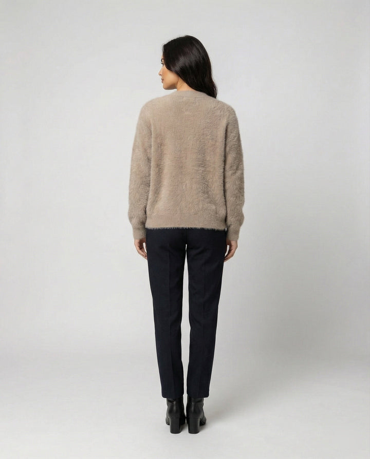 Strickjacke Damen flauschig mit großen Knöpfen und V-Ausschnitt