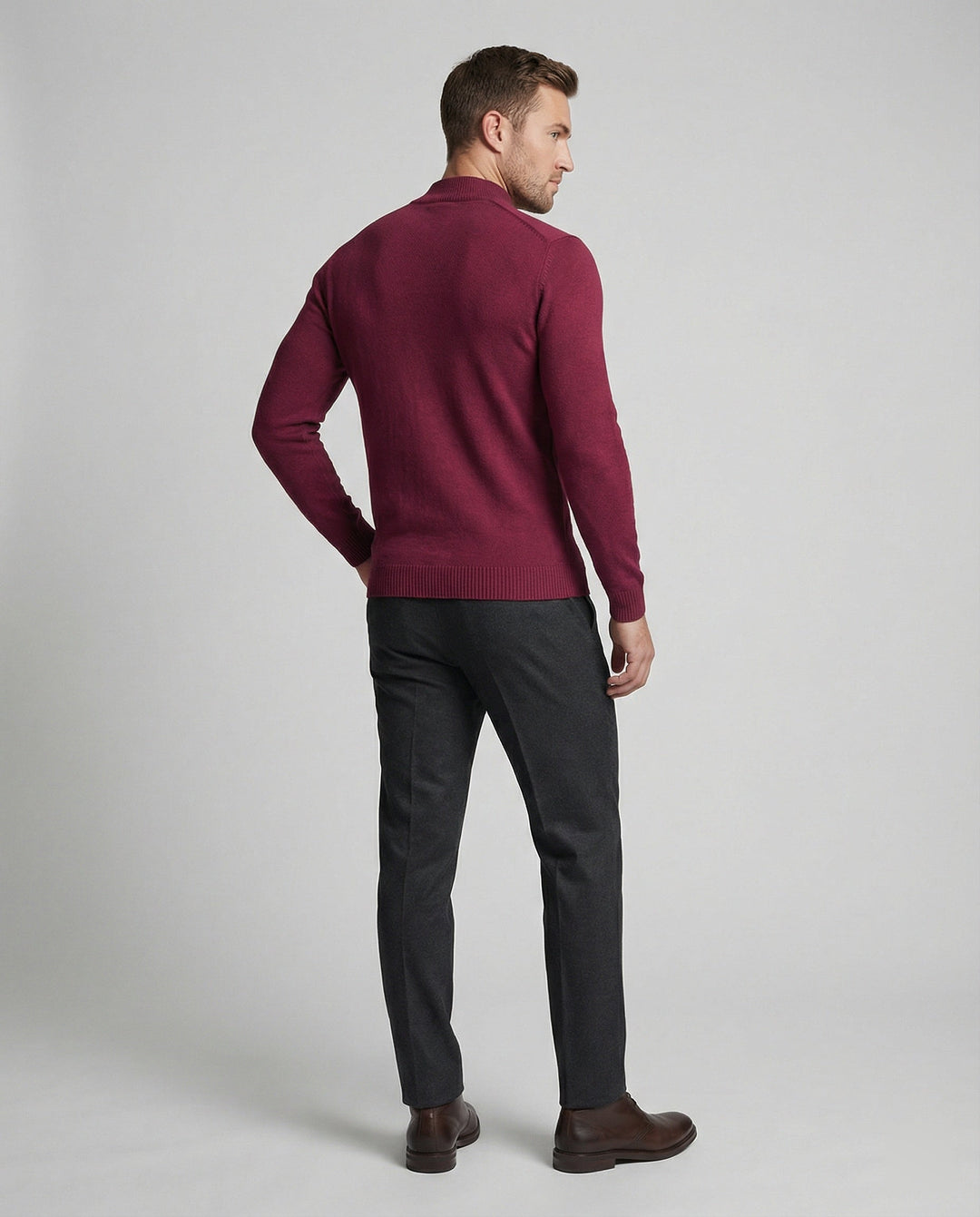 Herren eleganter Pullover mit Stehkragen Echoarchiv