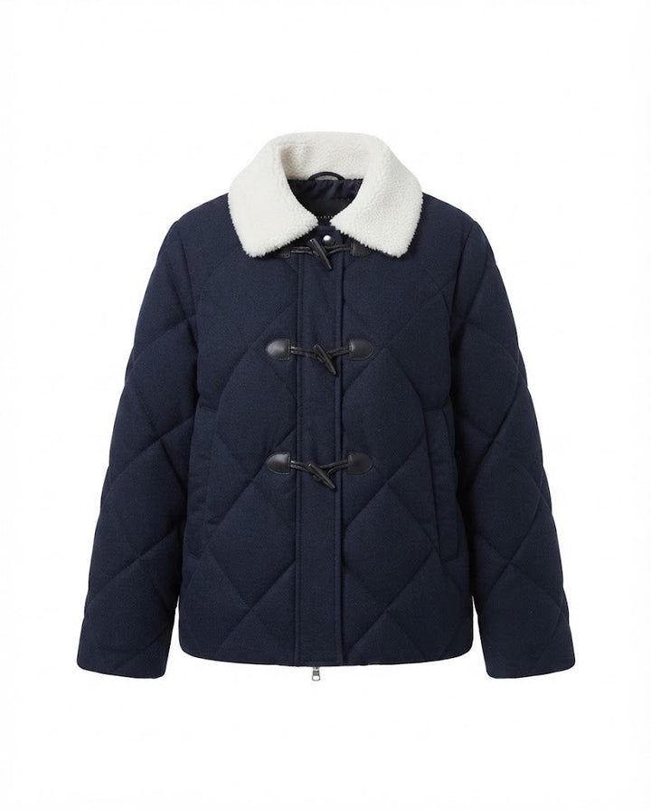 Damen kurze gesteppte Pufferjacke mit Teddykragen, Toggle und Zwei-Wege-Reißverschluss