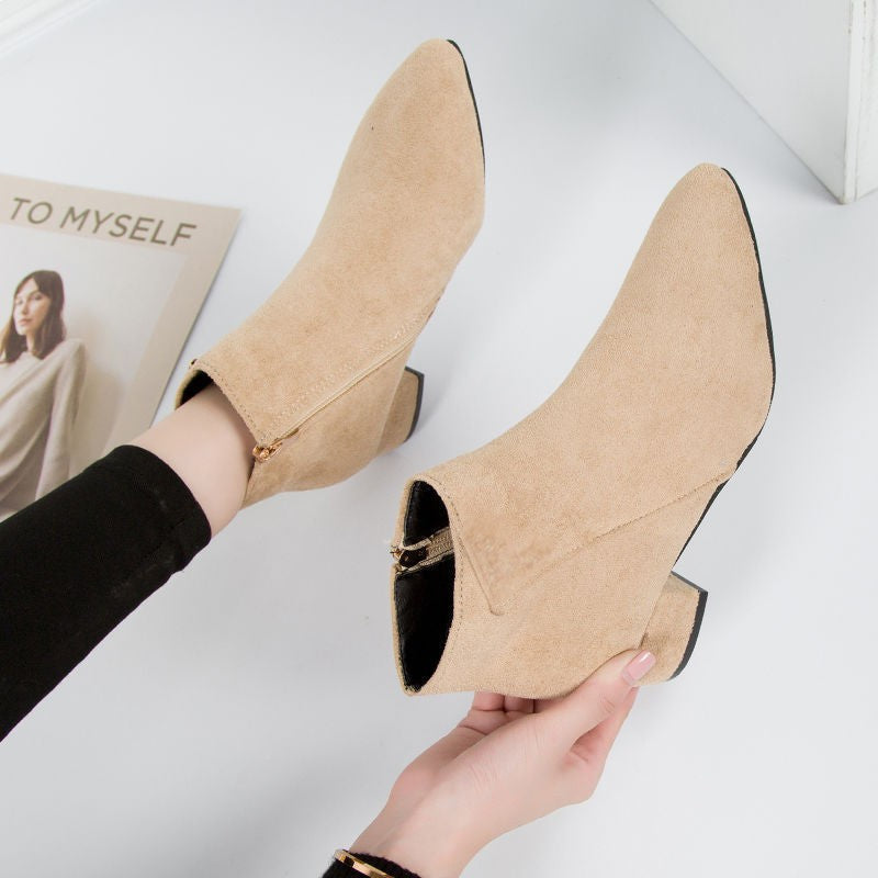 Stilvolle Lederstiefeletten Für Damen Herbstmode – Varelle