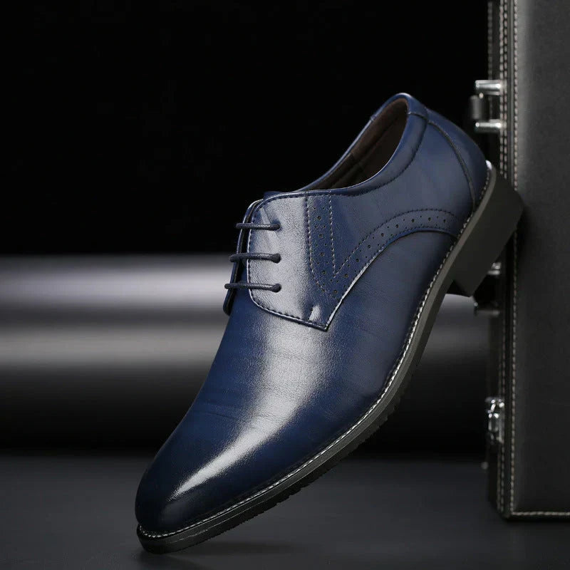 Echoarchiv | Schuhe Anzugschuhe Aus Leder Klassische Passform Brogue Details Schnürung