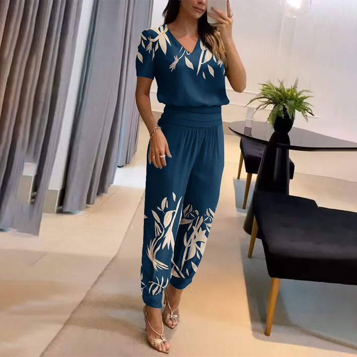 Echoarchiv | Eleganter Jumpsuit für gehobene Anlässe