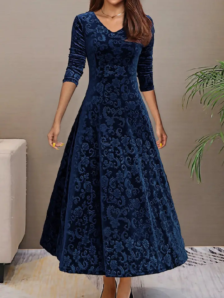 Figurschmeichelndes Ausgestelltes Kleid
