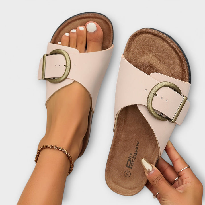 Echoarchiv | Bequeme Sandalen für warme Tage