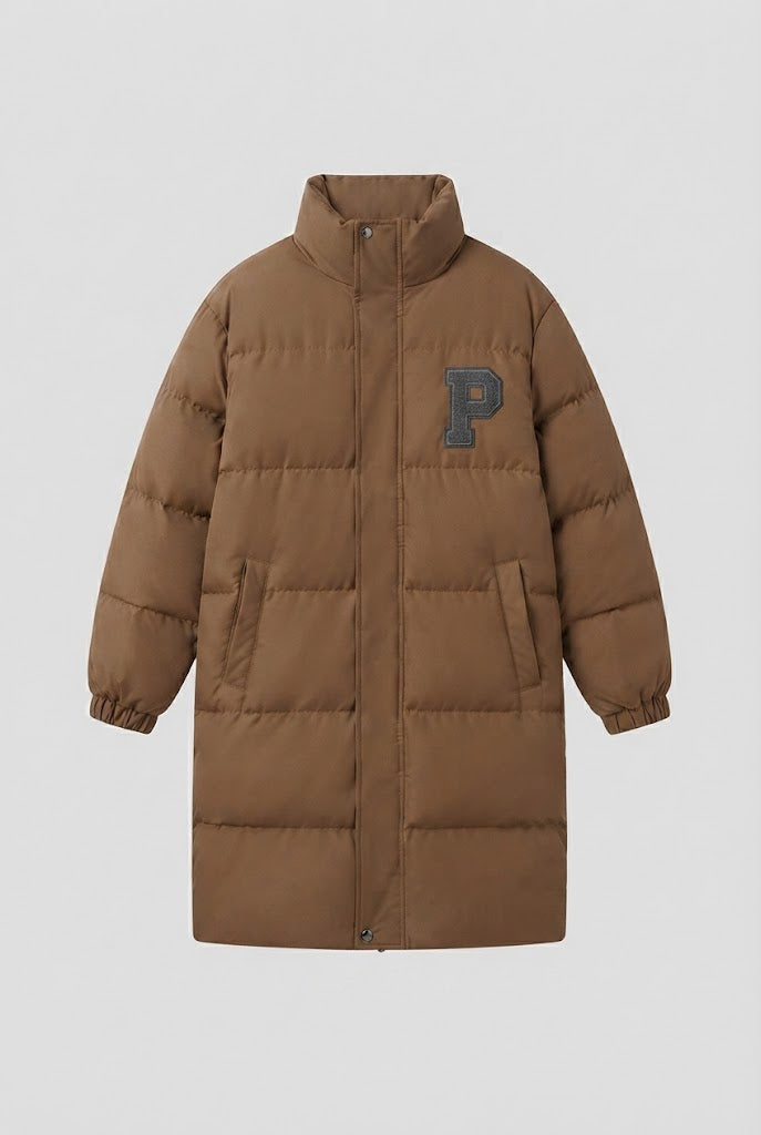 Damen längerer boxy Thermo-Puffer mit hohem Stehkragen, College-Patch und geräuschreduzierender Außenschale