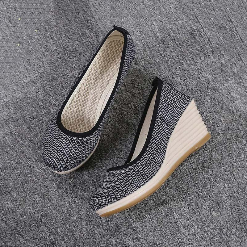 Lässige Keilschuhe