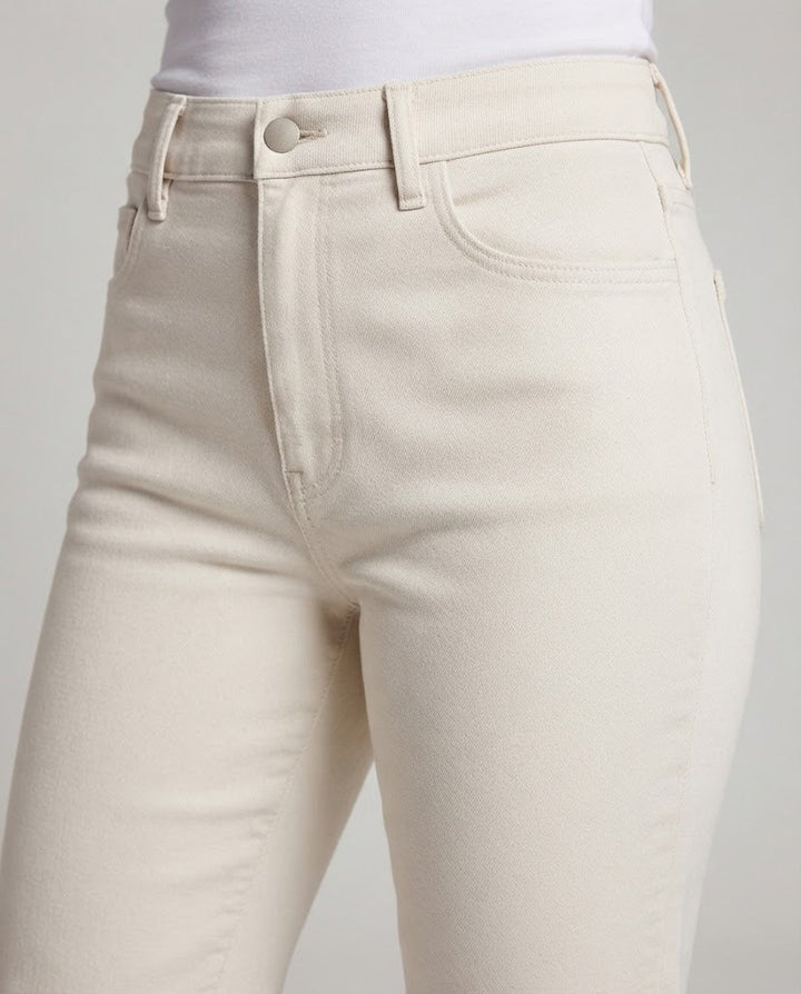 Damen Gerade geschnittene Chino-Hose mit hoher Taille und schlanker Bügelfalte Echo Archiv