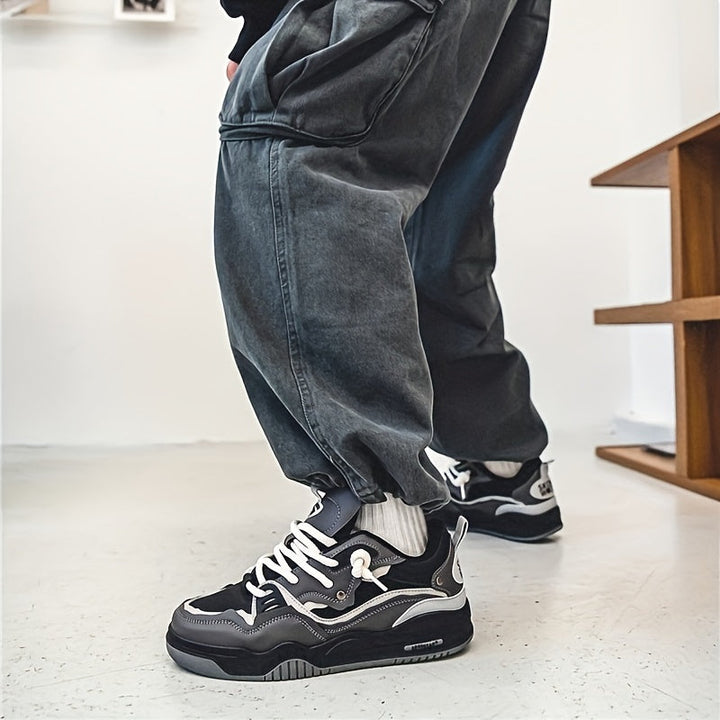 Echoarchiv | Sportliche Turnschuhe
