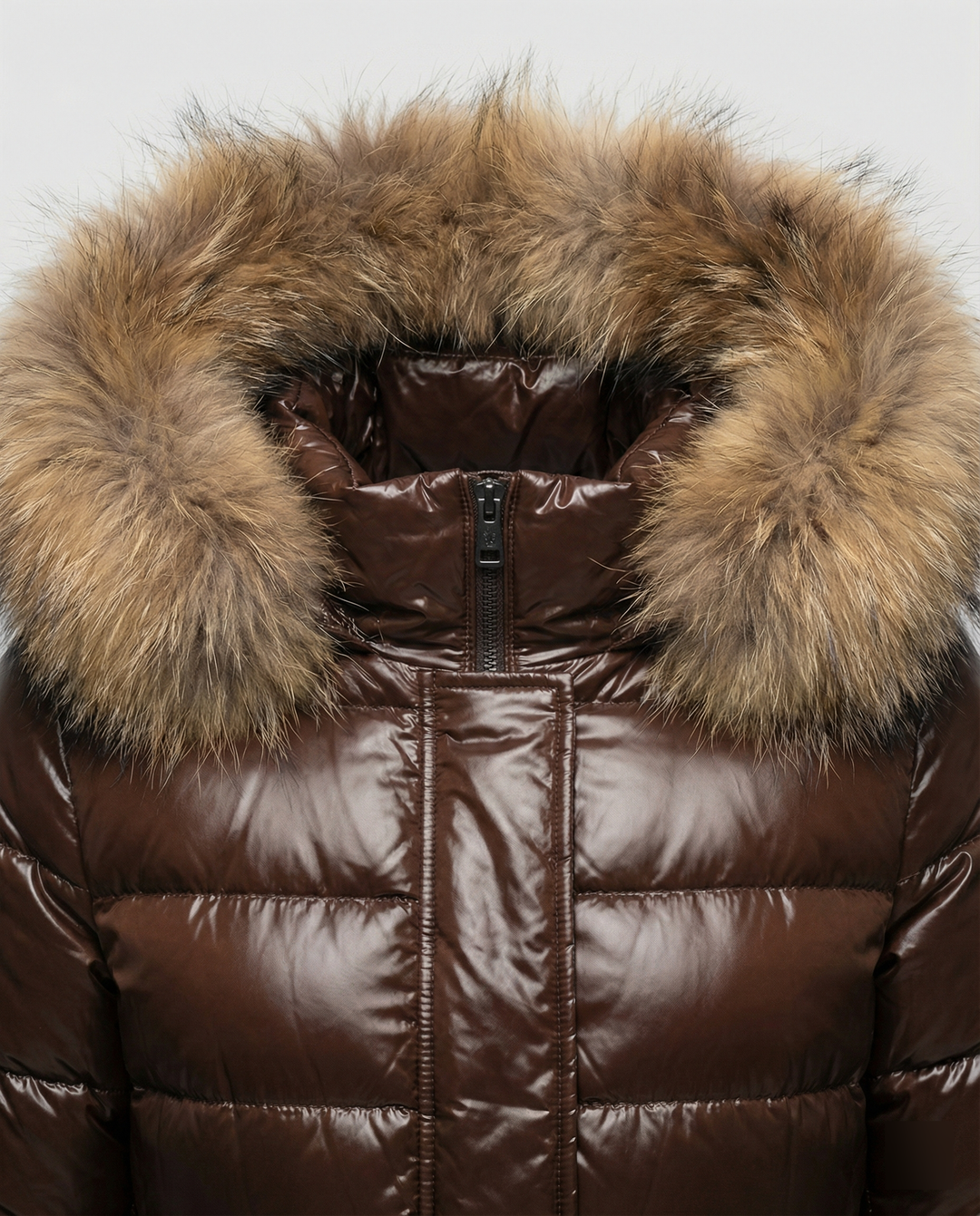 Damen Winterdaunenjacke mit abnehmbarer Kapuze und luxuriösem Fellkragen Echoarchiv