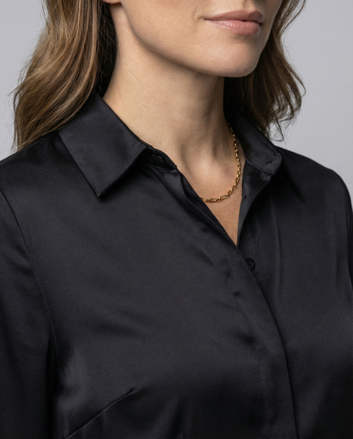 Damen elegante Satinbluse mit klassischem Kragen und zeitlosem Schnitt Echoarchiv