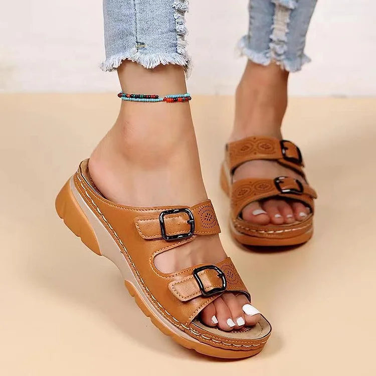 Echoarchiv | Orthopädische Sandalen