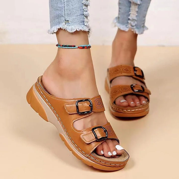 Echoarchiv | Orthopädische Sandalen