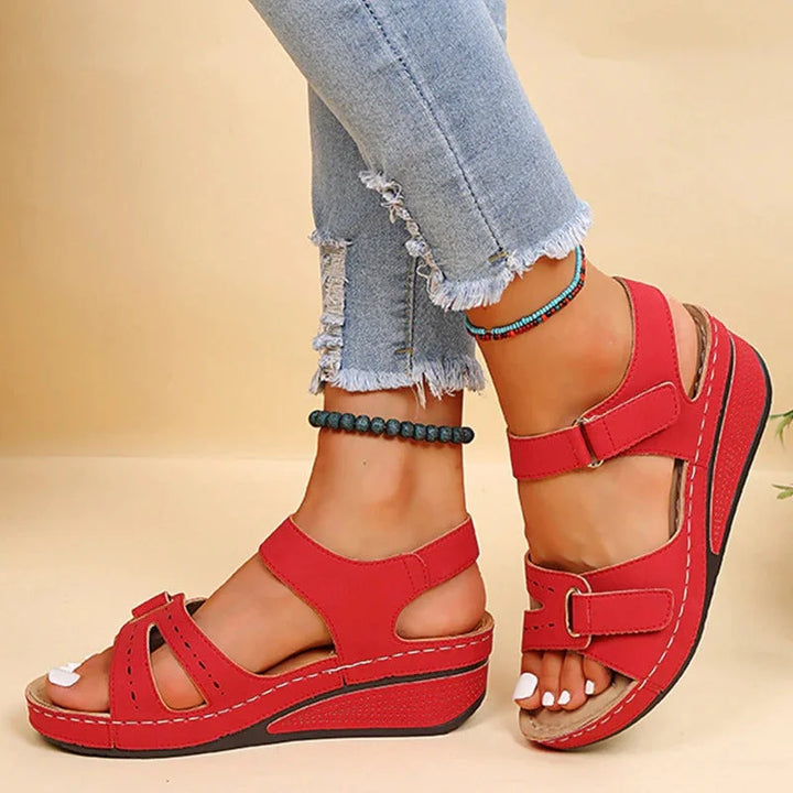 Echoarchiv | Bequeme Orthopädische Sandalen für Frauen
