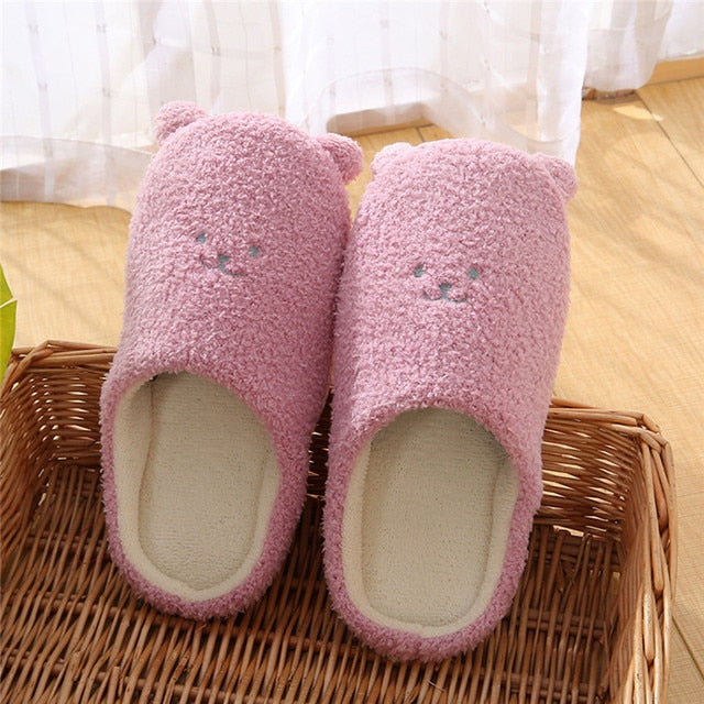 Flauschige Tierpantoffeln