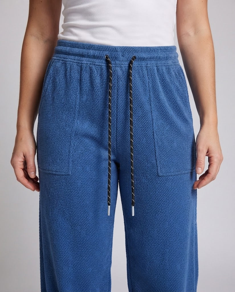 Damen Sportliche und elegante Jogginghose Echo Archiv