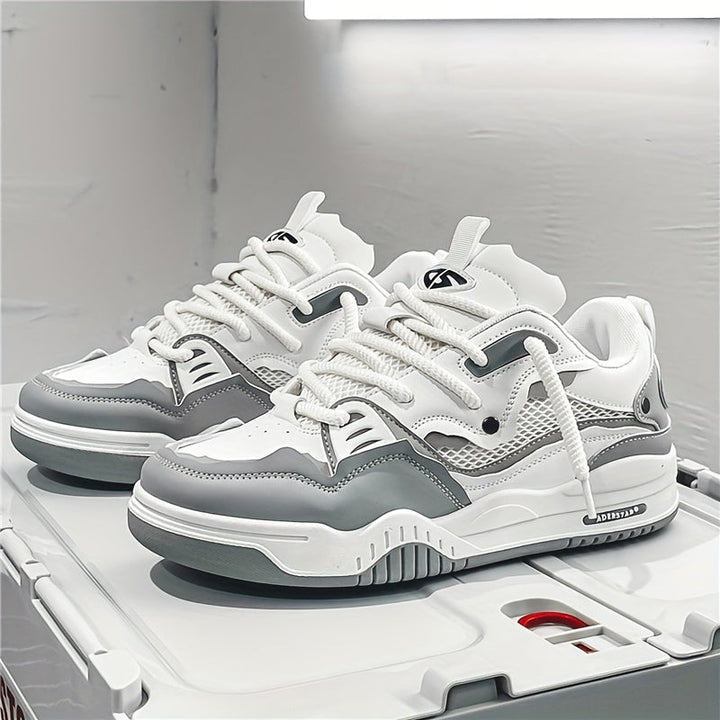 Echoarchiv | Sportliche Turnschuhe