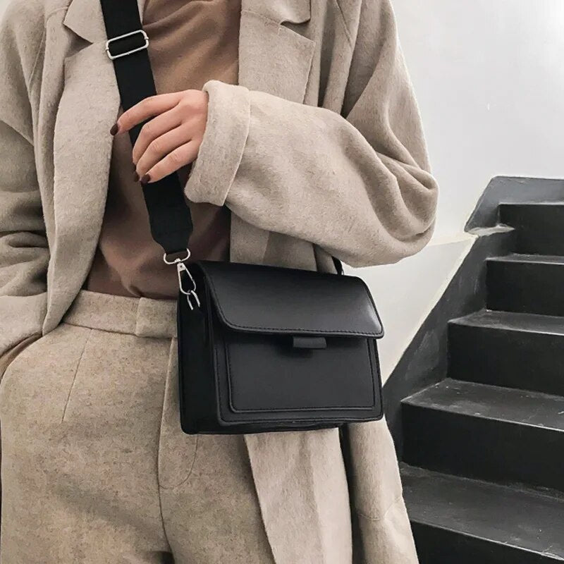 Echoarchiv | Damen Crossbody Bag Schwarz Kleine