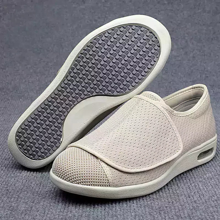 Echoarchiv | Orthopädische Klettverschluss-Schuhe