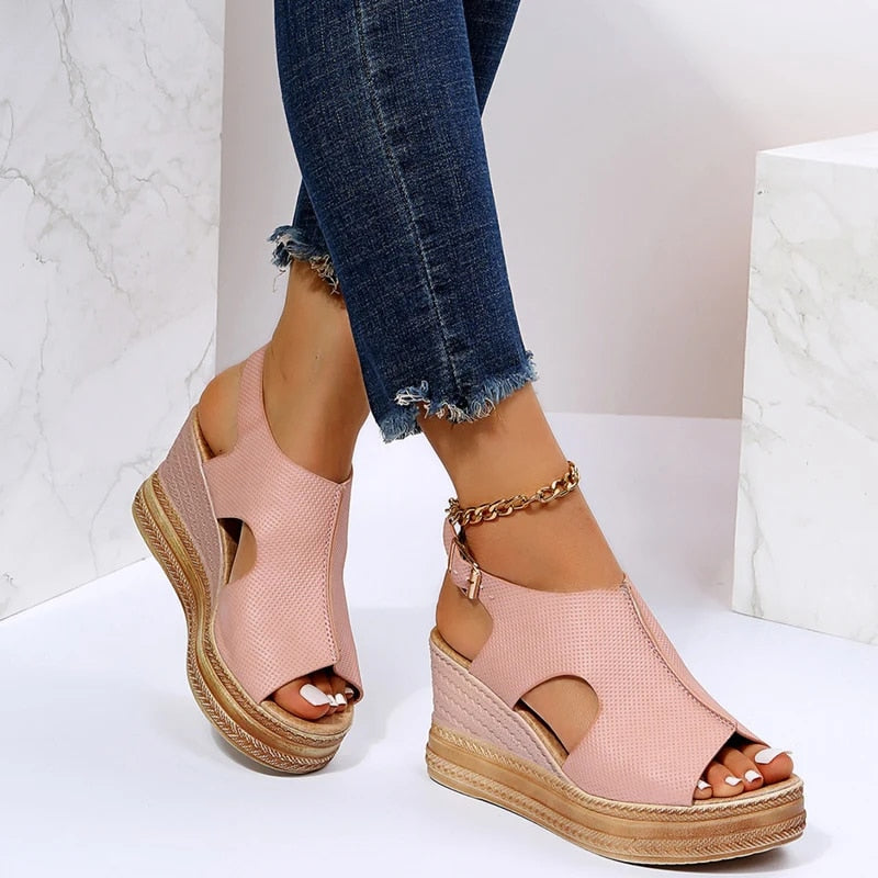 Echoarchiv | Schnallen Keilsandalen