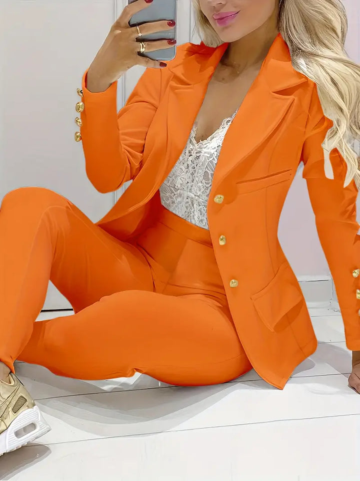 Schlichter, Eleganter, Doppelreihiger Blazer Und Slim Fit Hose – Avérine