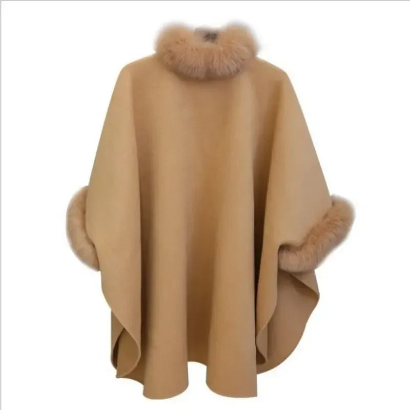 Echoarchiv | Cape-Jacke - eleganter Damen-Cape mit Kunstpelz-Besatz