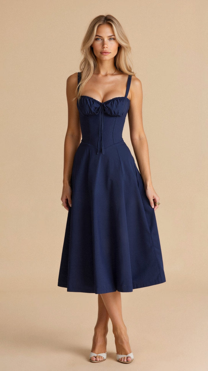 Echoarchiv | Sommerliches Midi Kleid mit Trägern & Schlitz Luftig, Elegant & Perfekt für Warme Tage
