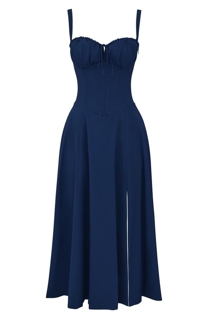 Echoarchiv | Sommerliches Midi Kleid mit Trägern & Schlitz Luftig, Elegant & Perfekt für Warme Tage