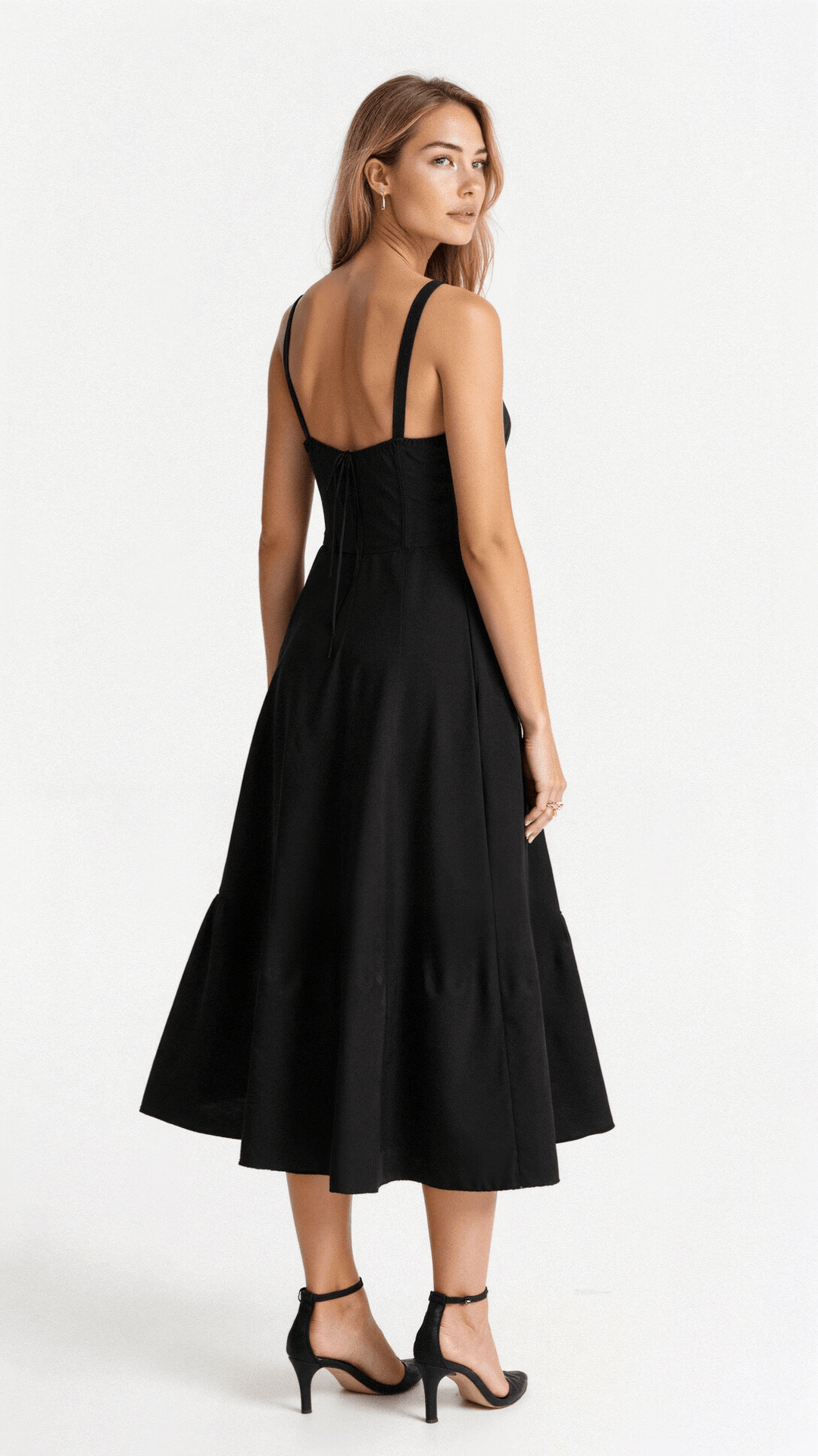 Echoarchiv | Sommerliches Midi Kleid mit Trägern & Schlitz Luftig, Elegant & Perfekt für Warme Tage