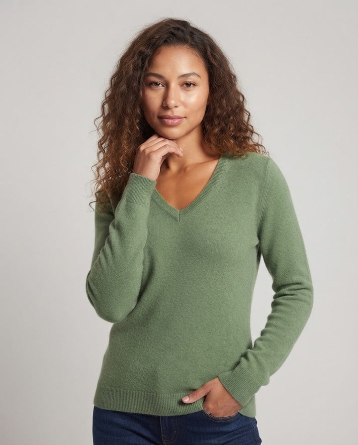 Damen Weicher V‑Ausschnitt‑Pullover in Angora‑Optik mit Mohair‑Mix und gerippten Bündchen Echoarchiv