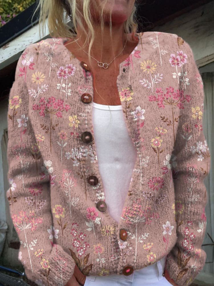 Echoarchiv | Weiche Strickjacke mit Blütenstickerei