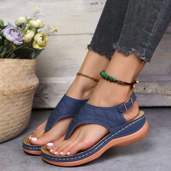Echoarchiv | Orthopädische Soman-Strandflip-Flops für Komfort