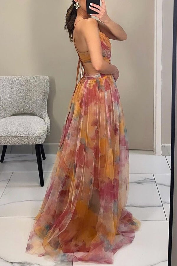Echoarchiv | Elegante Maxikleid Im Schönem Blumenmuster