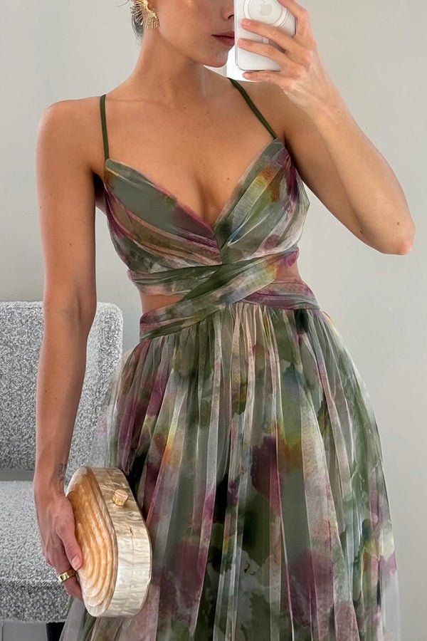 Echoarchiv | Elegante Maxikleid Im Schönem Blumenmuster