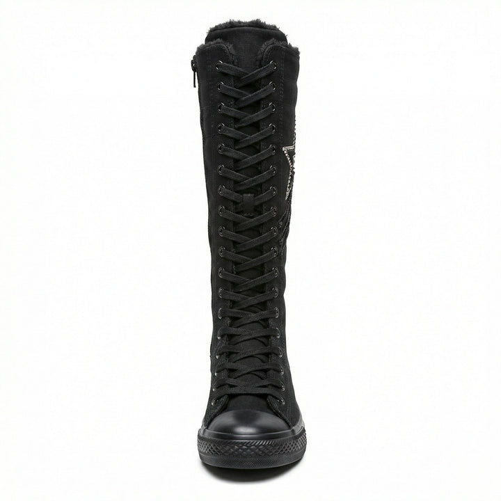 Echoarchiv - Schnürstiefel mit Quasten