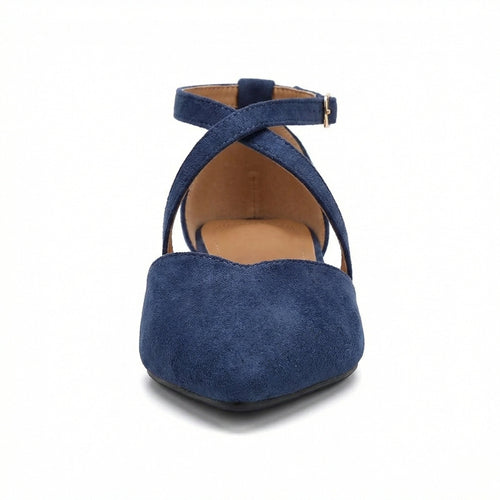 Echoarchiv | Modische Flache Sandalen mit Spitzer Spitze